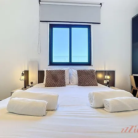 Stunning 2 Bed Penthouse Near St Julian's With Pool * Is-Swieqi