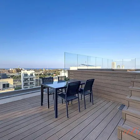 Apartment Stunning 2 Bed Penthouse Near St Julian's With Pool