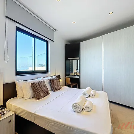 Stunning 2 Bed Penthouse Near St Julian's With Pool Is-Swieqi
